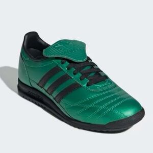 New Adidas SL 72 OG Sneakers in Metallic Screaming Green | Women’s Size 7